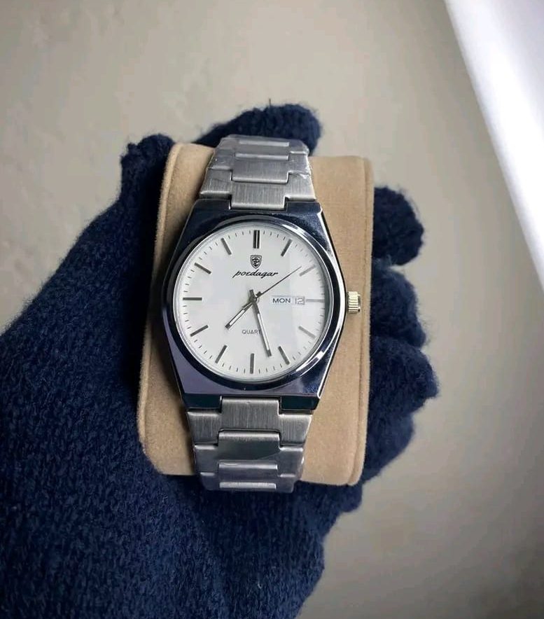 Poedagar watch.