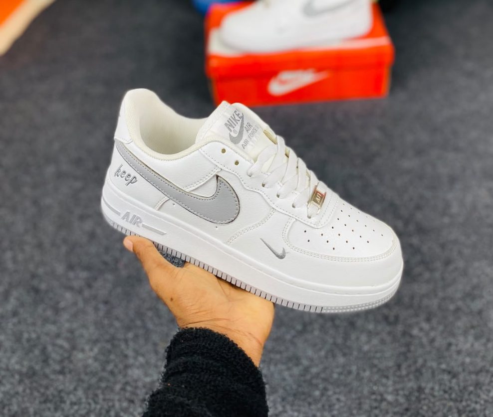 Nike Air Force 1 Low – White/Grey
